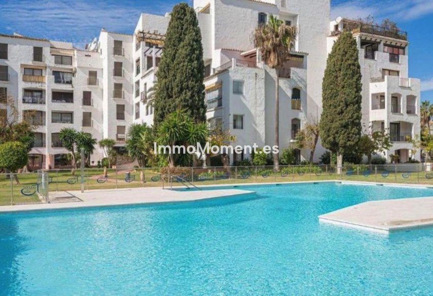 Resale - Apartment - Marbella - Puerto Banús
