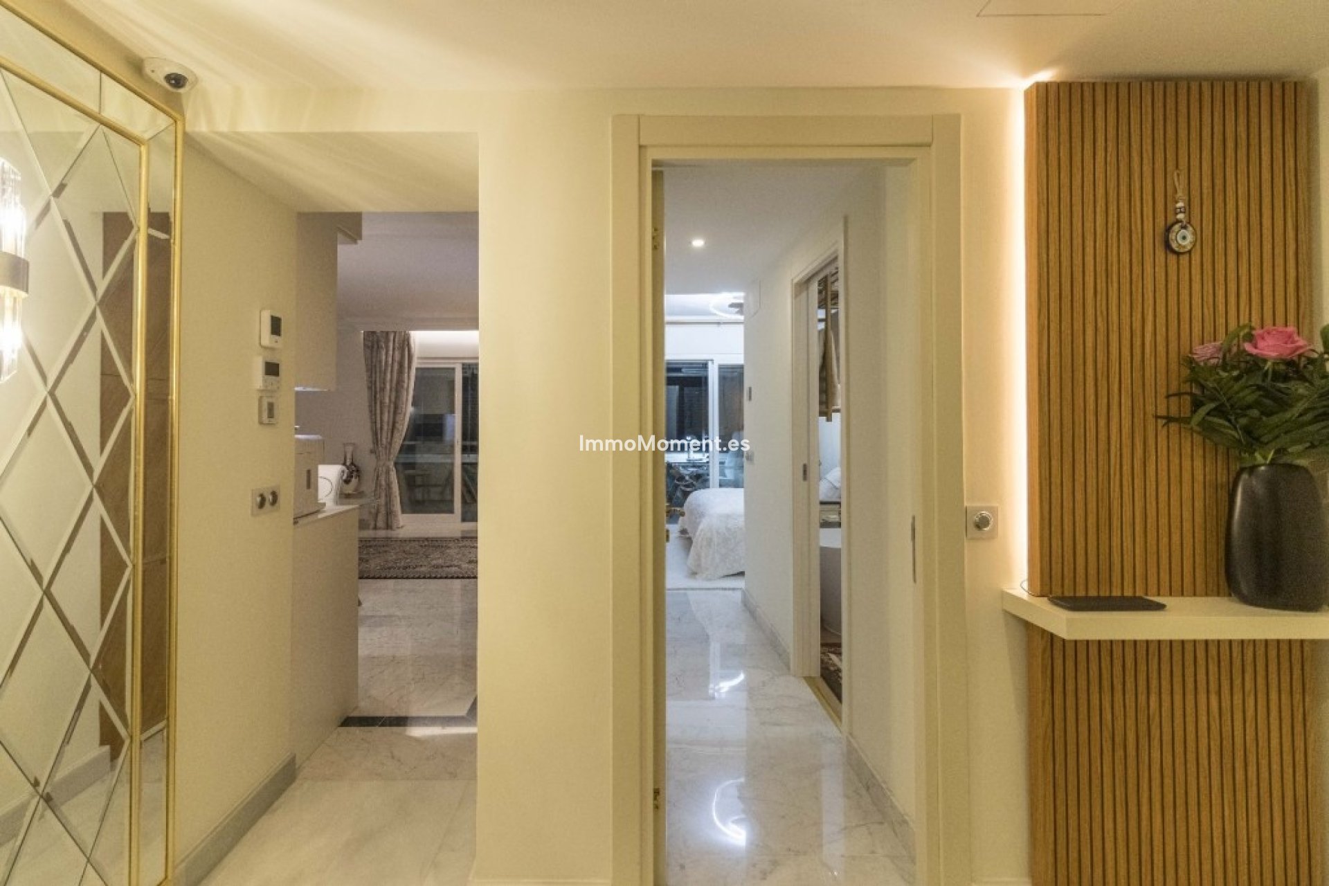 Resale - Apartment - Marbella - Puerto Banús