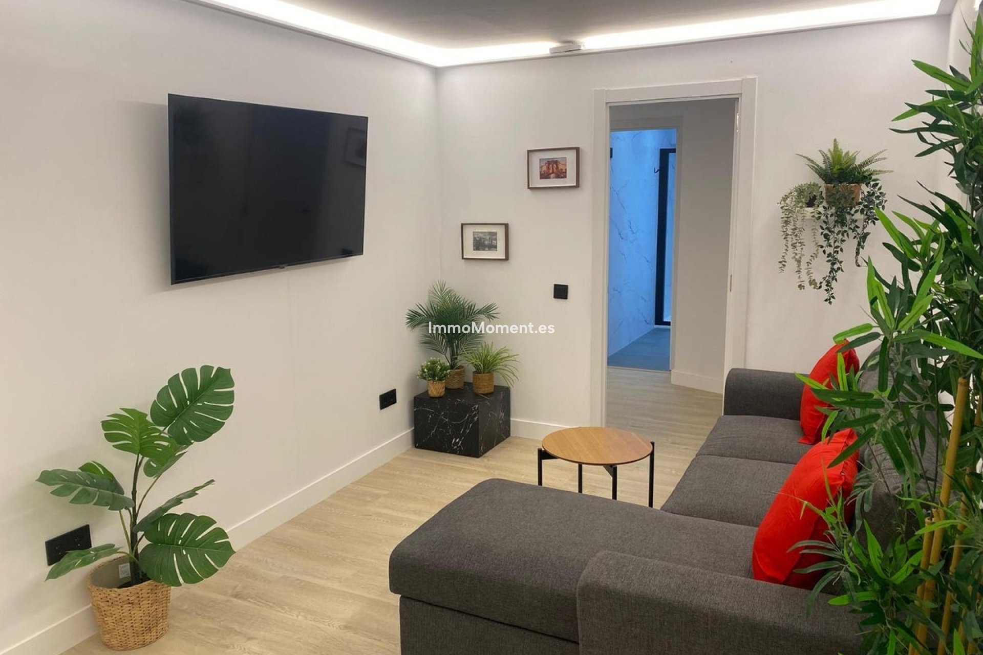 Resale - Apartment - Marbella - Puerto Banús