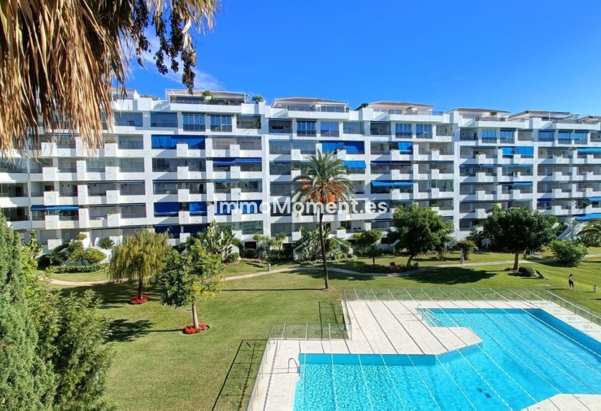 Resale - Apartment - Marbella - Puerto Banús