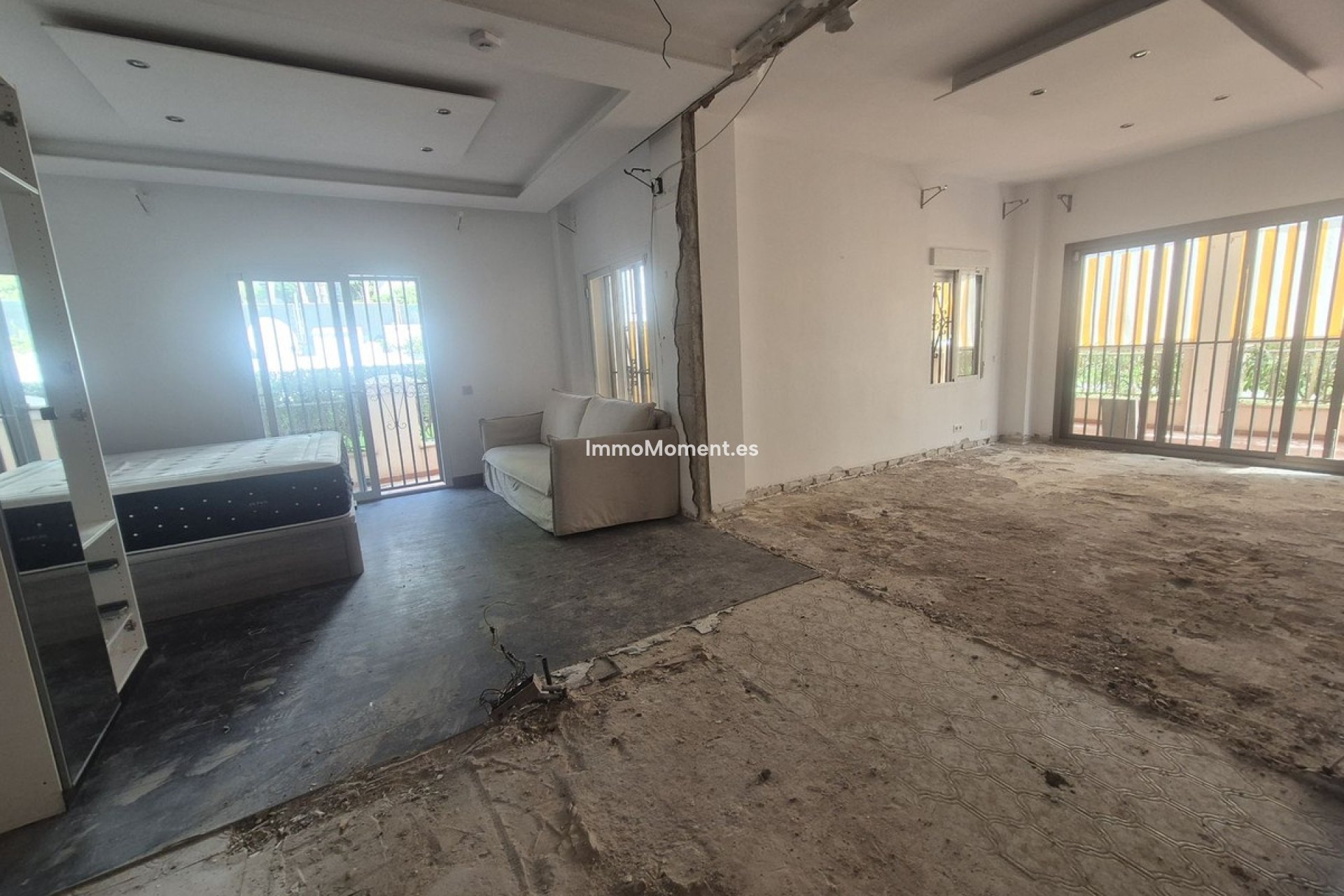 Resale - Apartment - Marbella - Puerto Banús