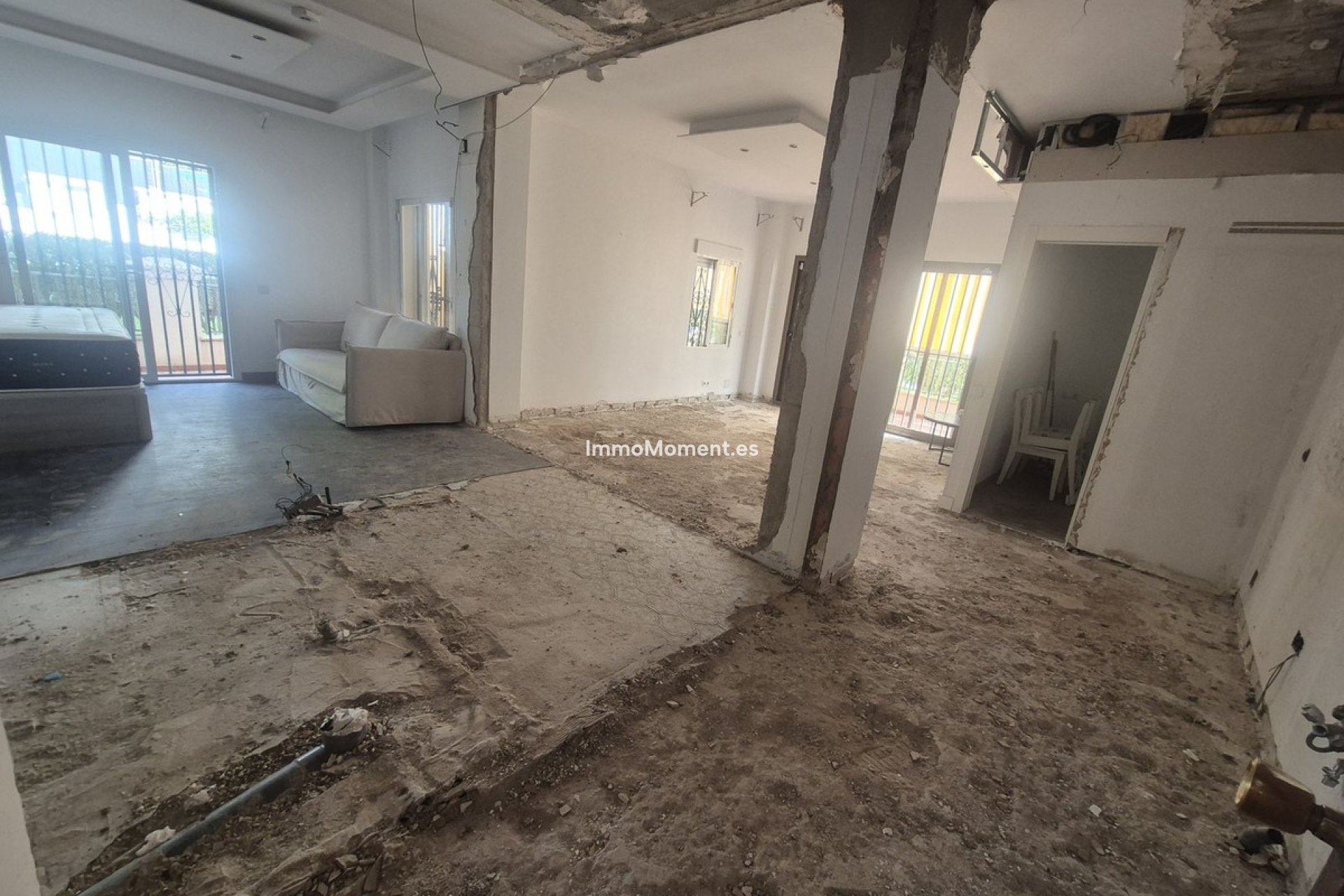 Resale - Apartment - Marbella - Puerto Banús