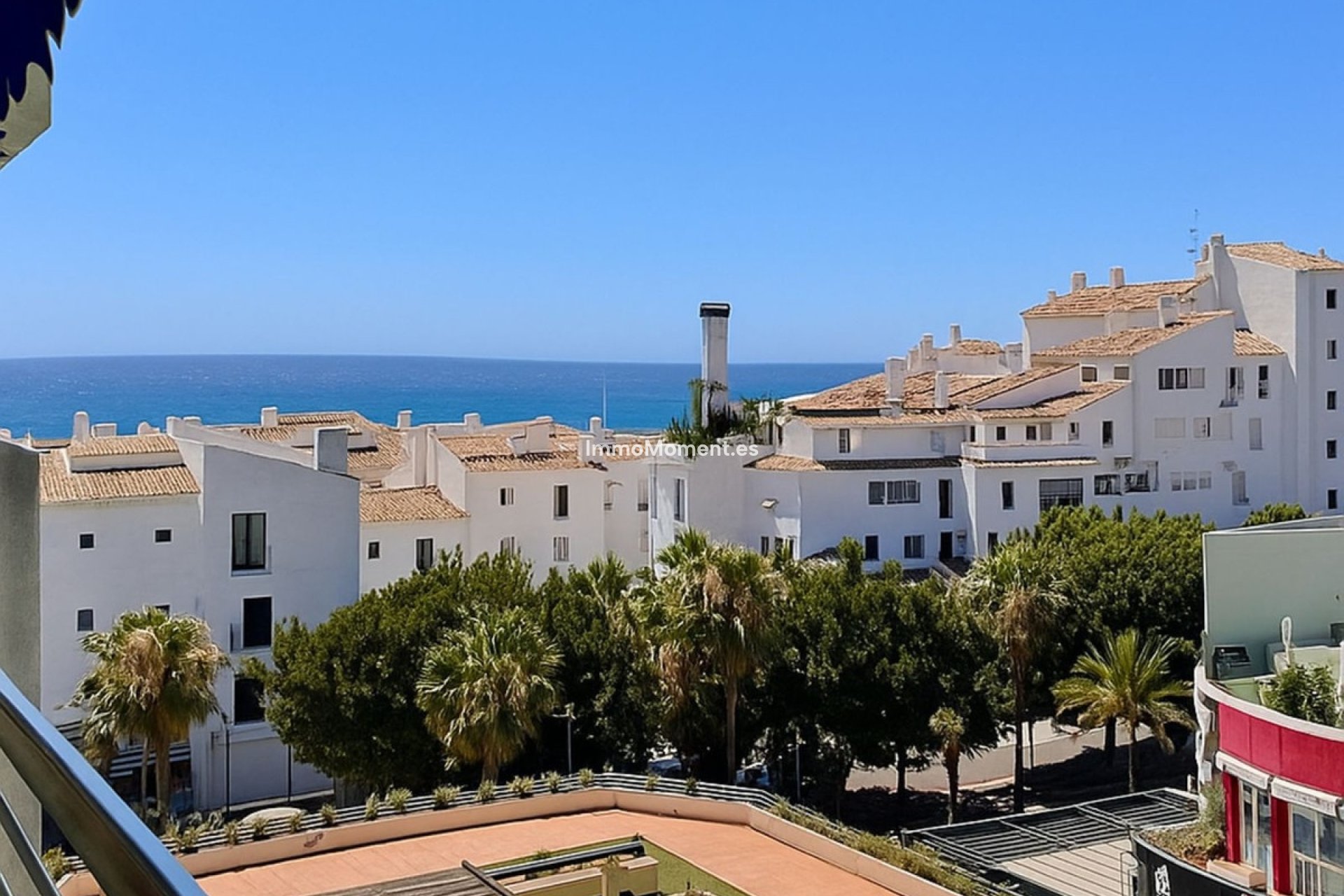 Resale - Apartment - Marbella - Puerto Banús