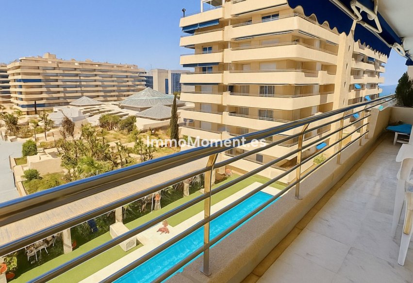 Resale - Apartment - Marbella - Puerto Banús