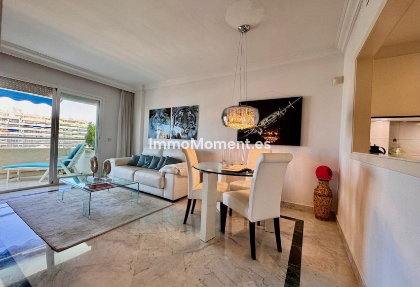 Resale - Apartment - Marbella - Puerto Banús