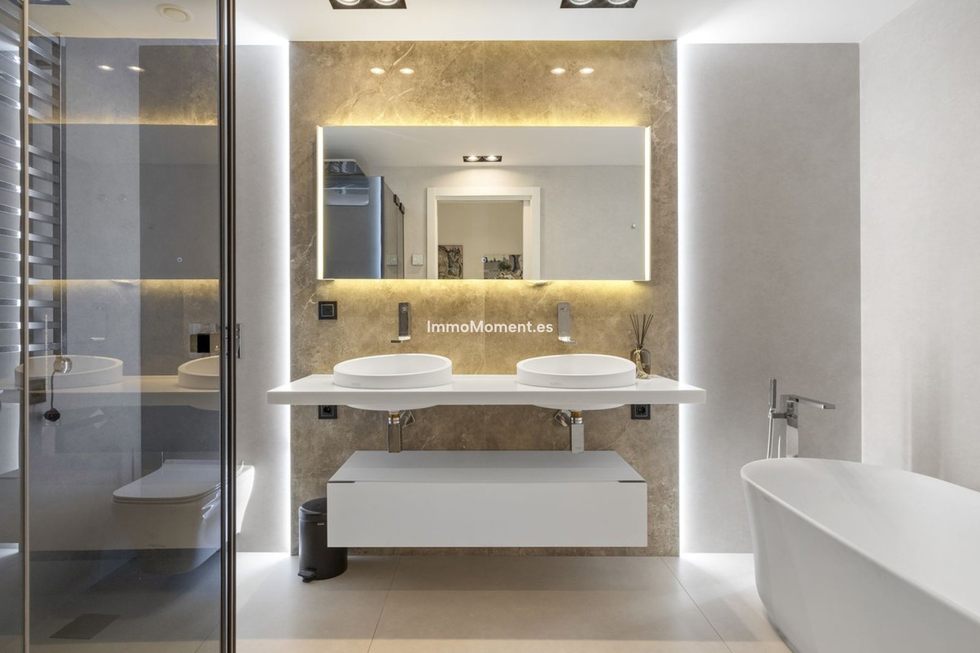 Resale - Apartment - Marbella - Puerto Banús