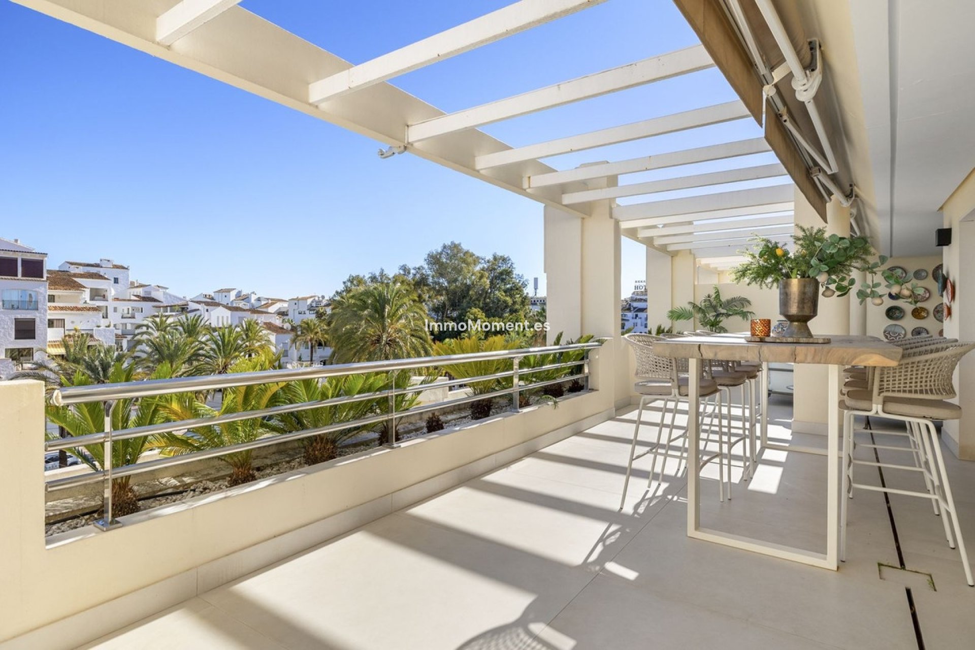 Resale - Apartment - Marbella - Puerto Banús