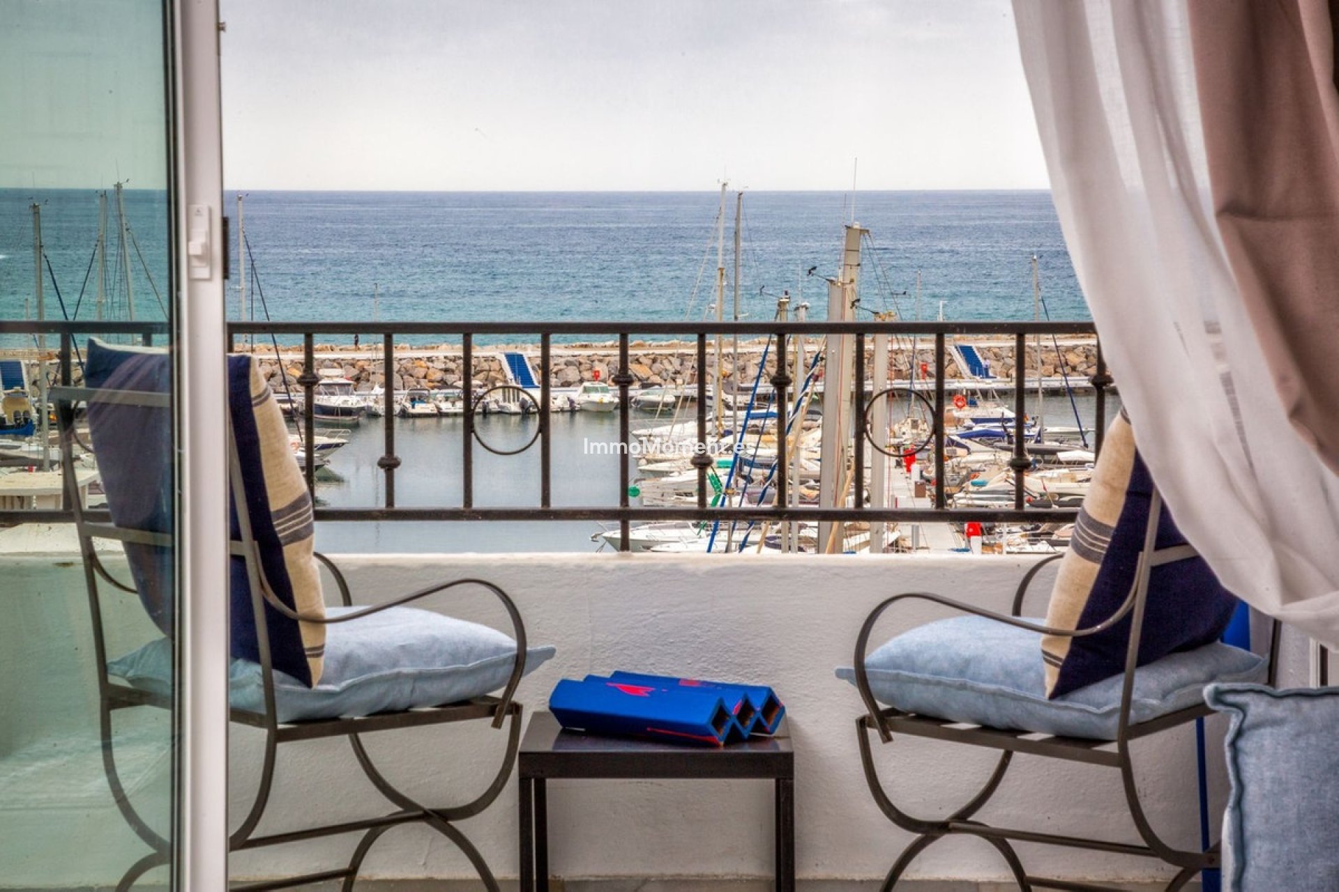 Resale - Apartment - Marbella - Puerto Banús