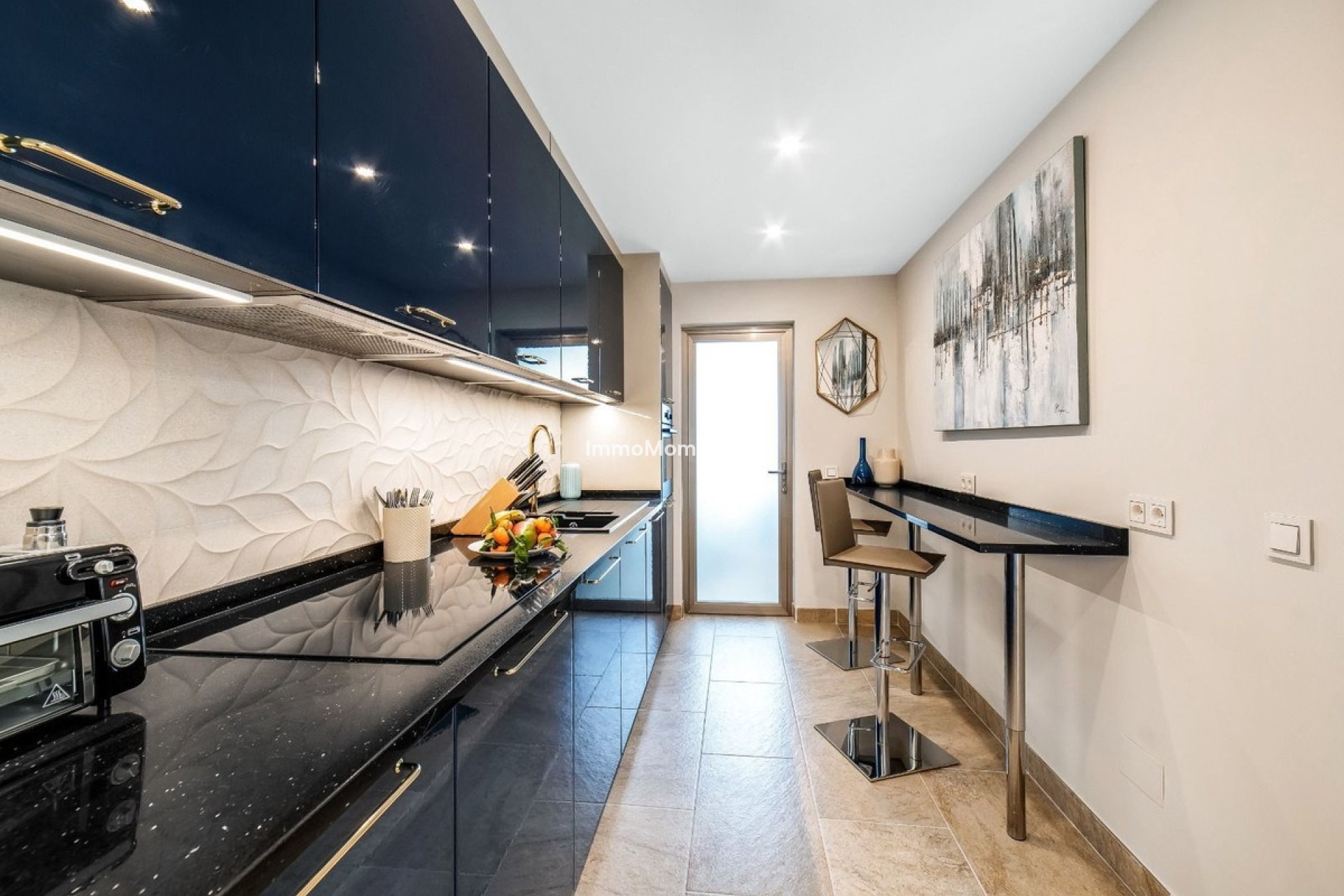 Resale - Apartment - Marbella - Puerto Banús