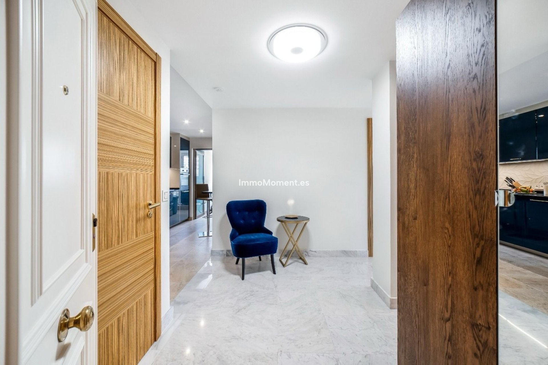 Resale - Apartment - Marbella - Puerto Banús