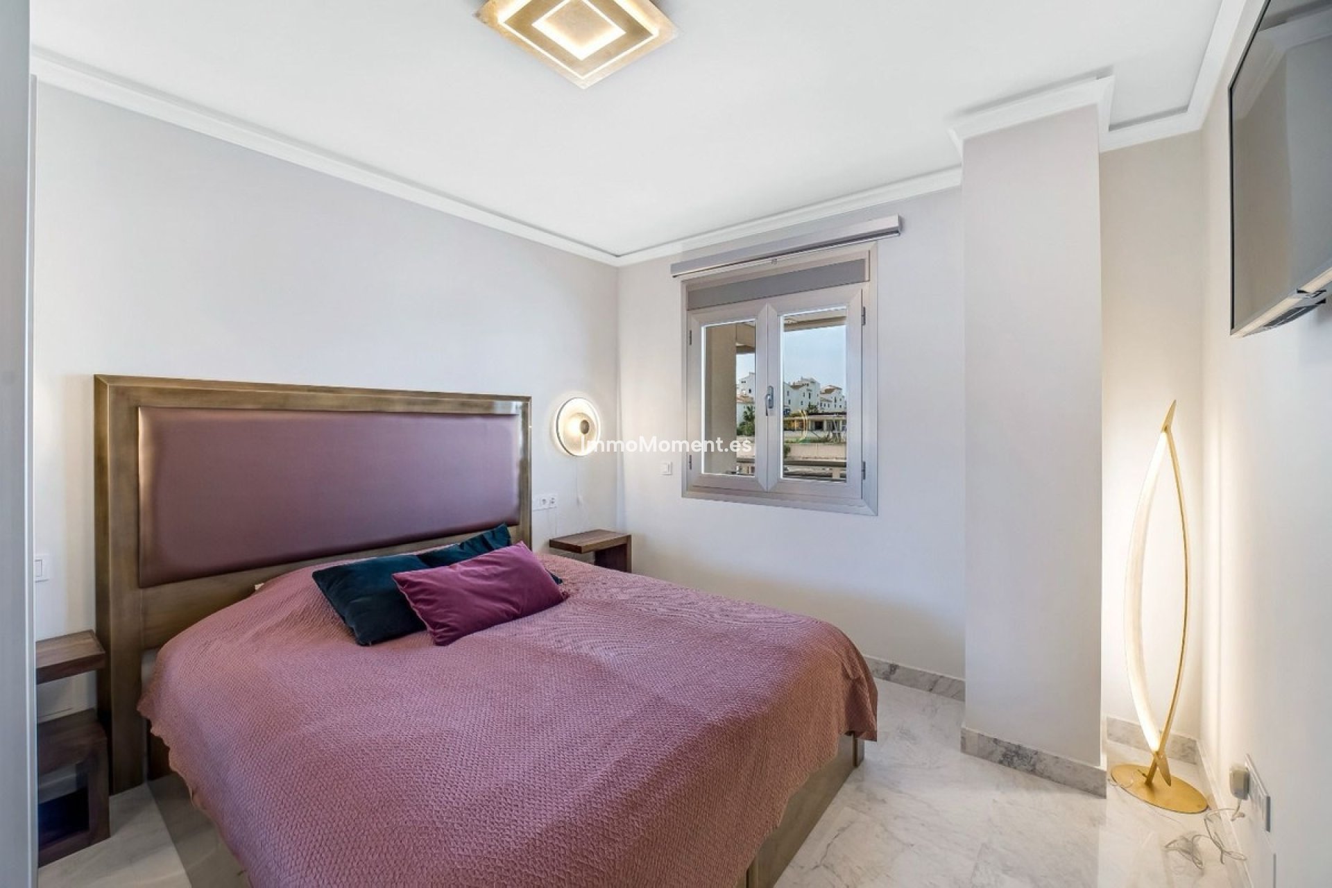 Resale - Apartment - Marbella - Puerto Banús