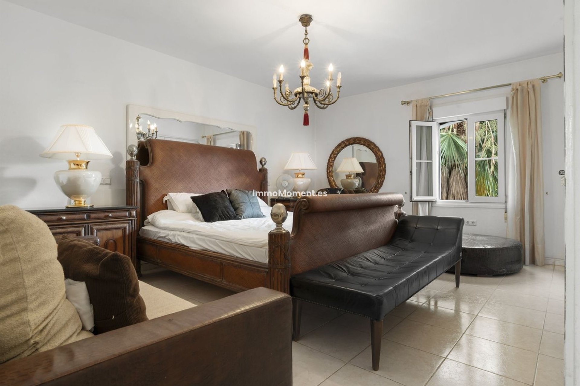 Resale - Apartment - Marbella - Puerto Banús