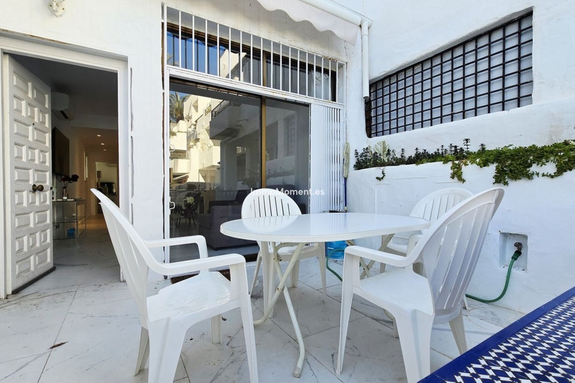 Resale - Apartment - Marbella - Puerto Banús