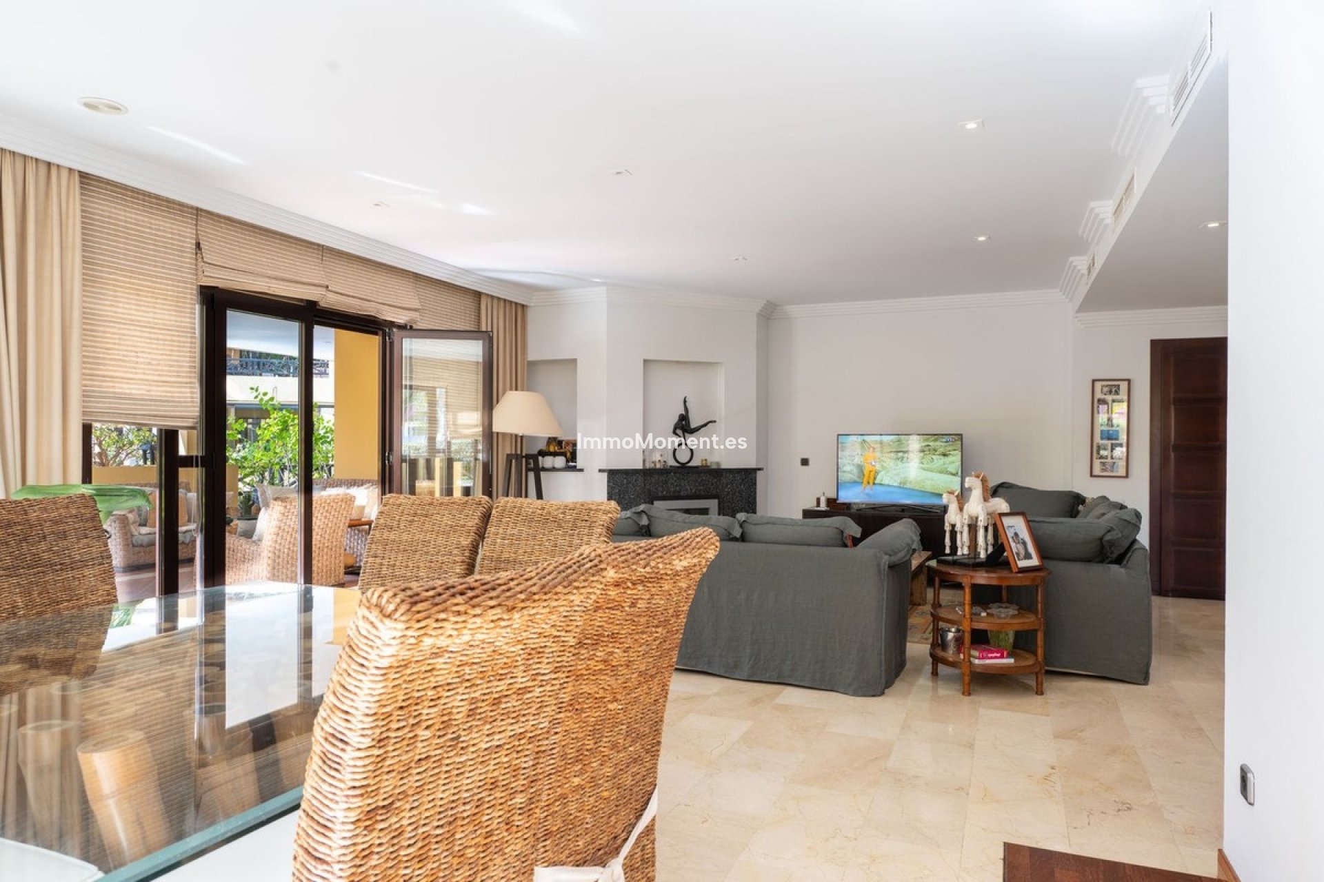 Resale - Apartment - Marbella - Puerto Banús