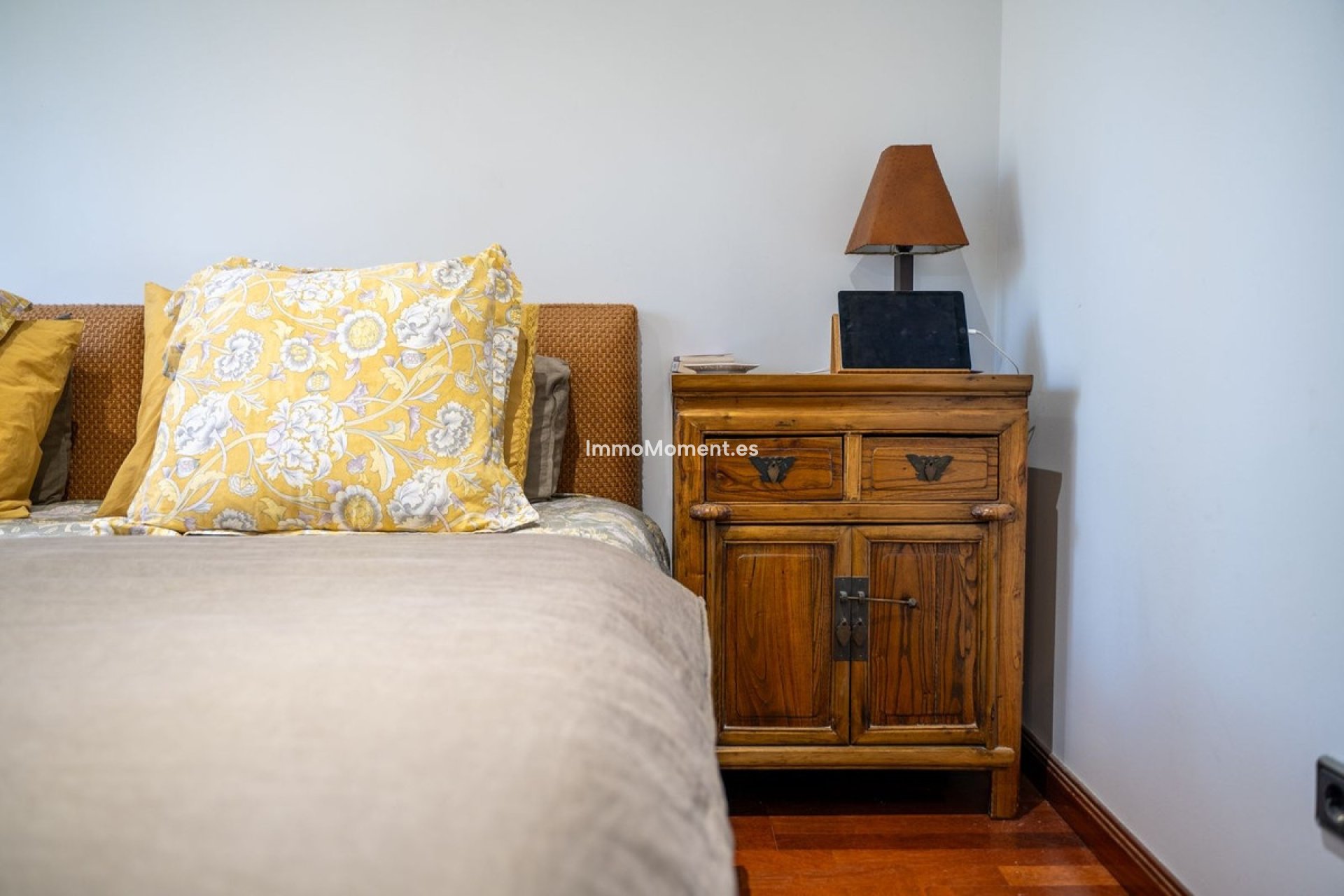 Resale - Apartment - Marbella - Puerto Banús