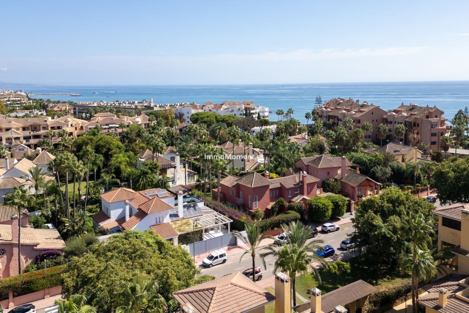 Resale - Apartment - Marbella - Puerto Banús