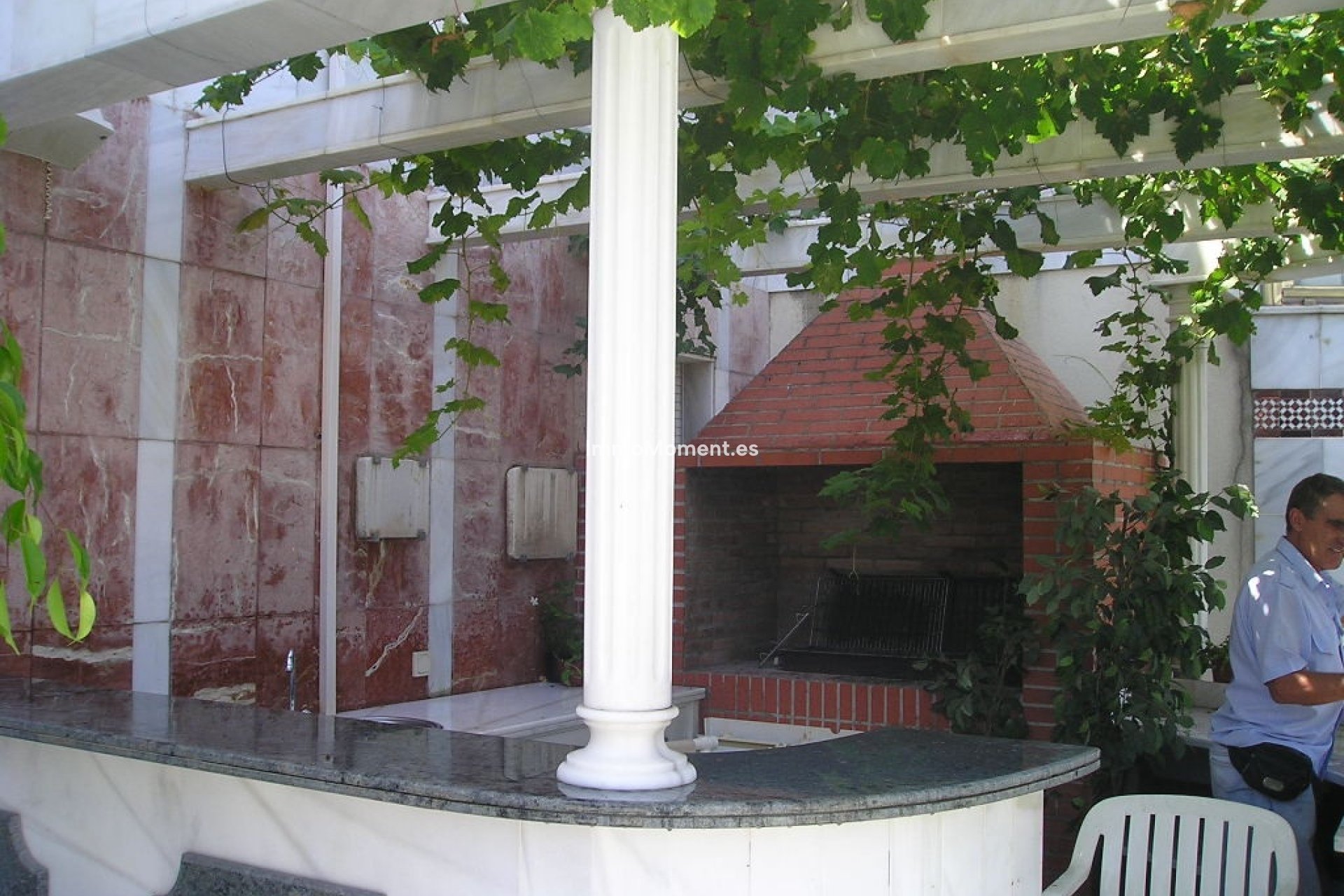 Resale - Apartment - Marbella - Puerto Banús