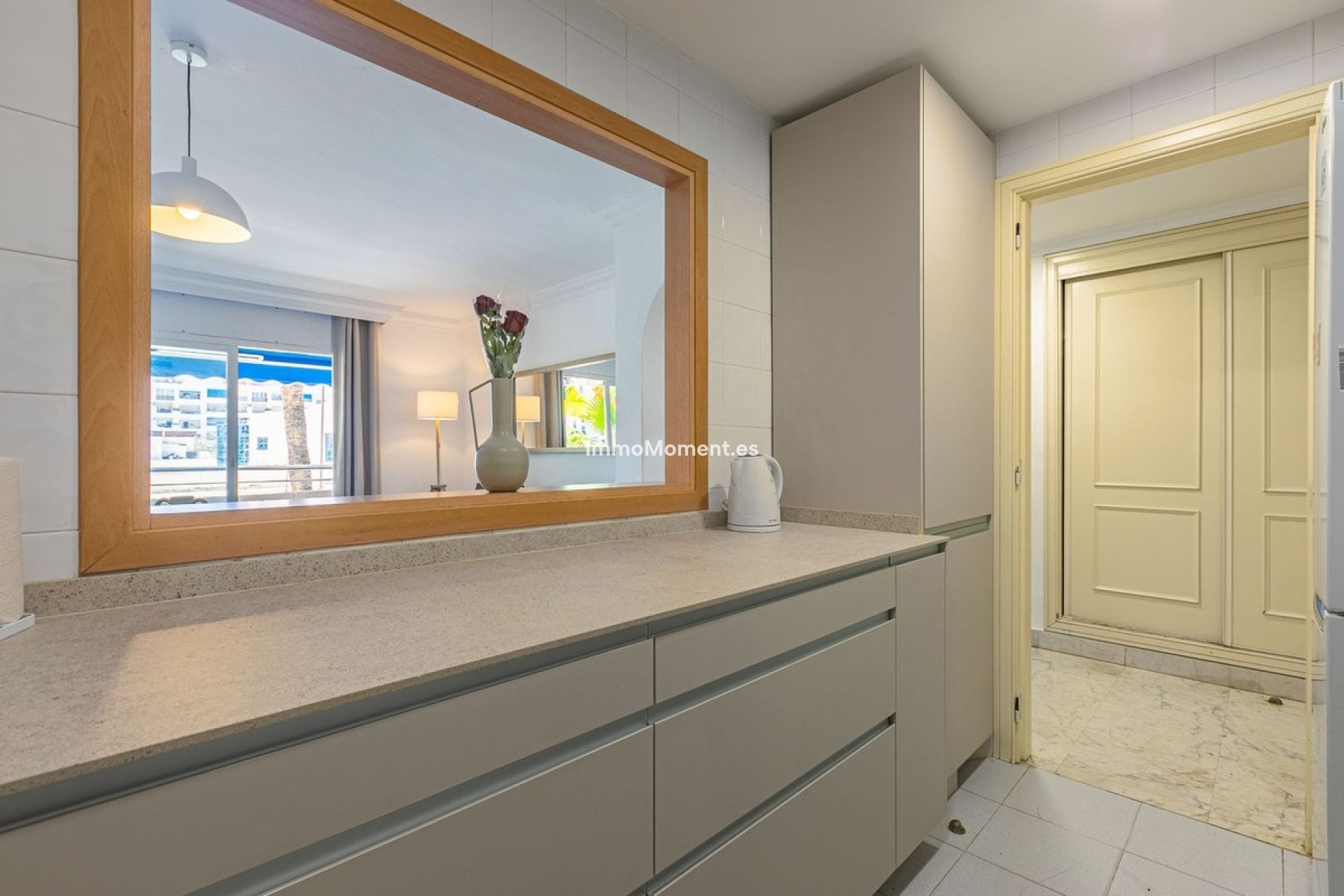 Resale - Apartment - Marbella - Puerto Banús