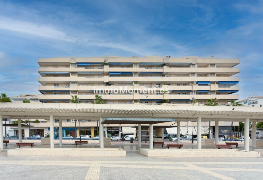 Resale - Apartment - Marbella - Puerto Banús