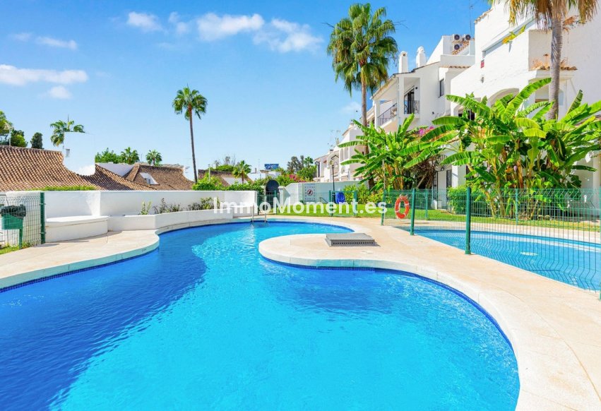 Resale - Apartment - Marbella - Puerto Banús