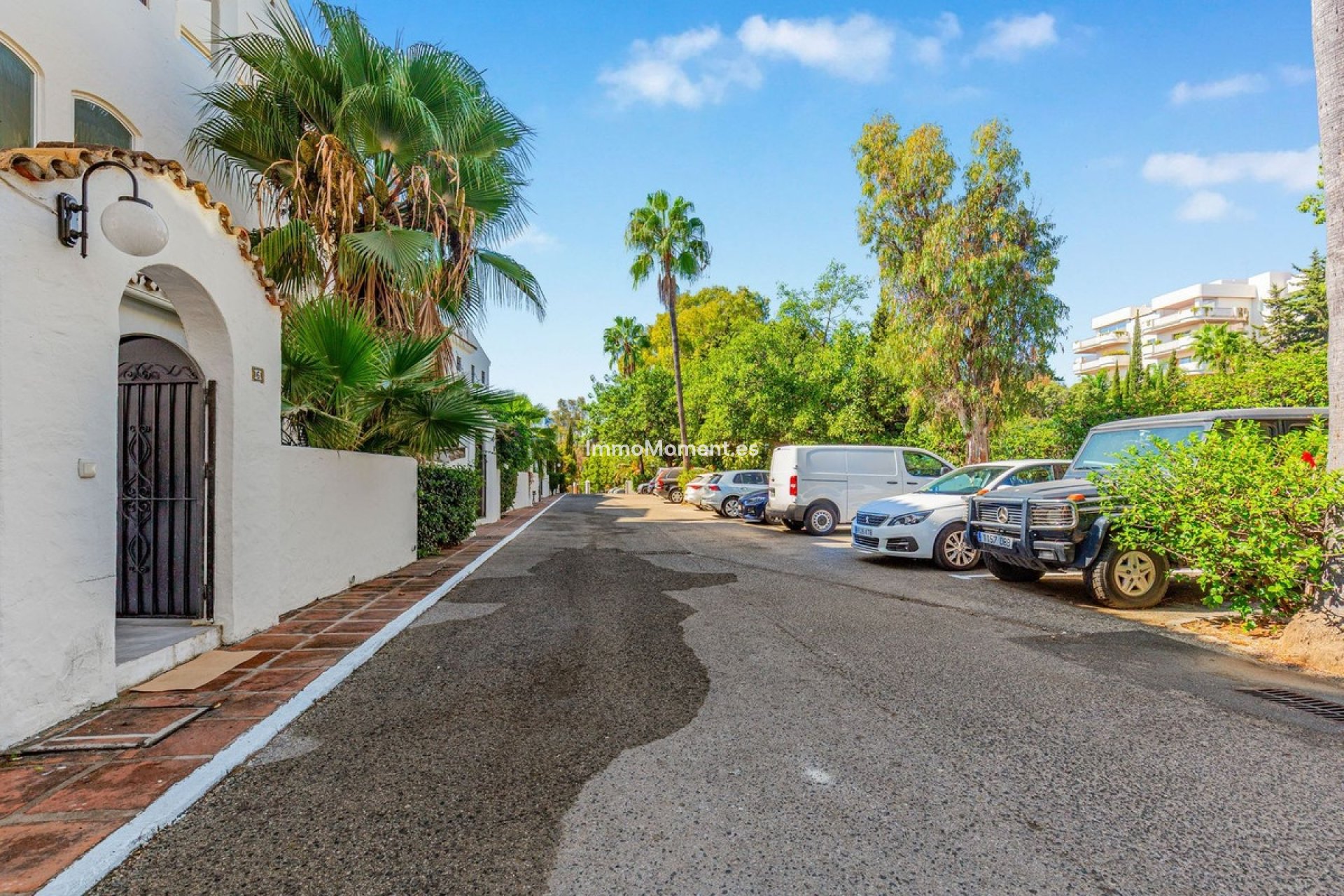 Resale - Apartment - Marbella - Puerto Banús