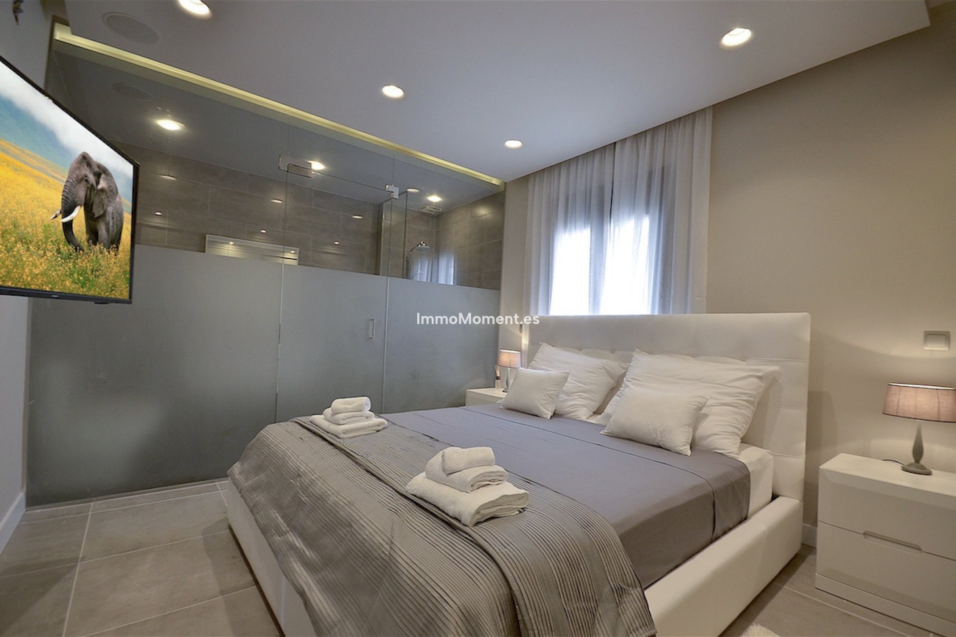 Resale - Apartment - Marbella - Puerto Banús