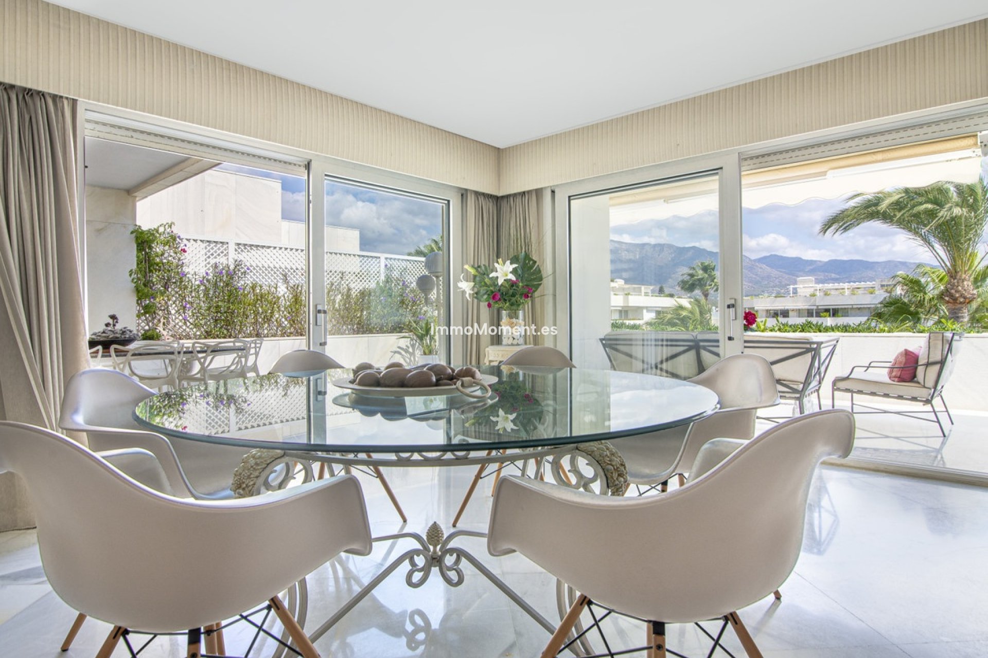 Resale - Apartment - Marbella - Puerto Banús