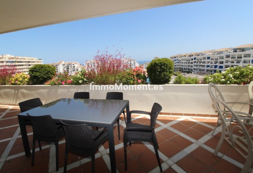 Resale - Apartment - Marbella - Puerto Banús