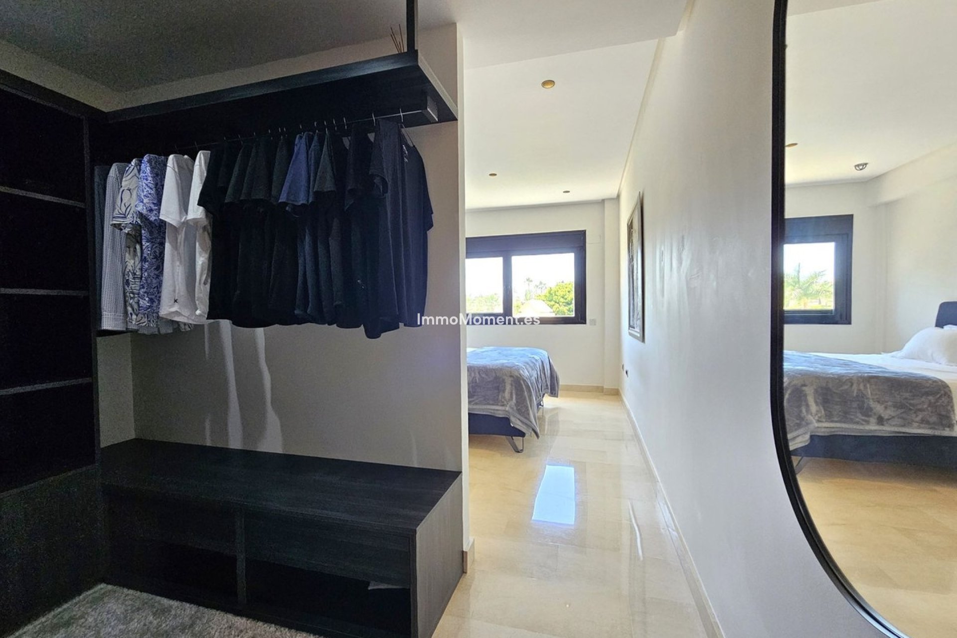 Resale - Apartment - Marbella - Puerto Banús