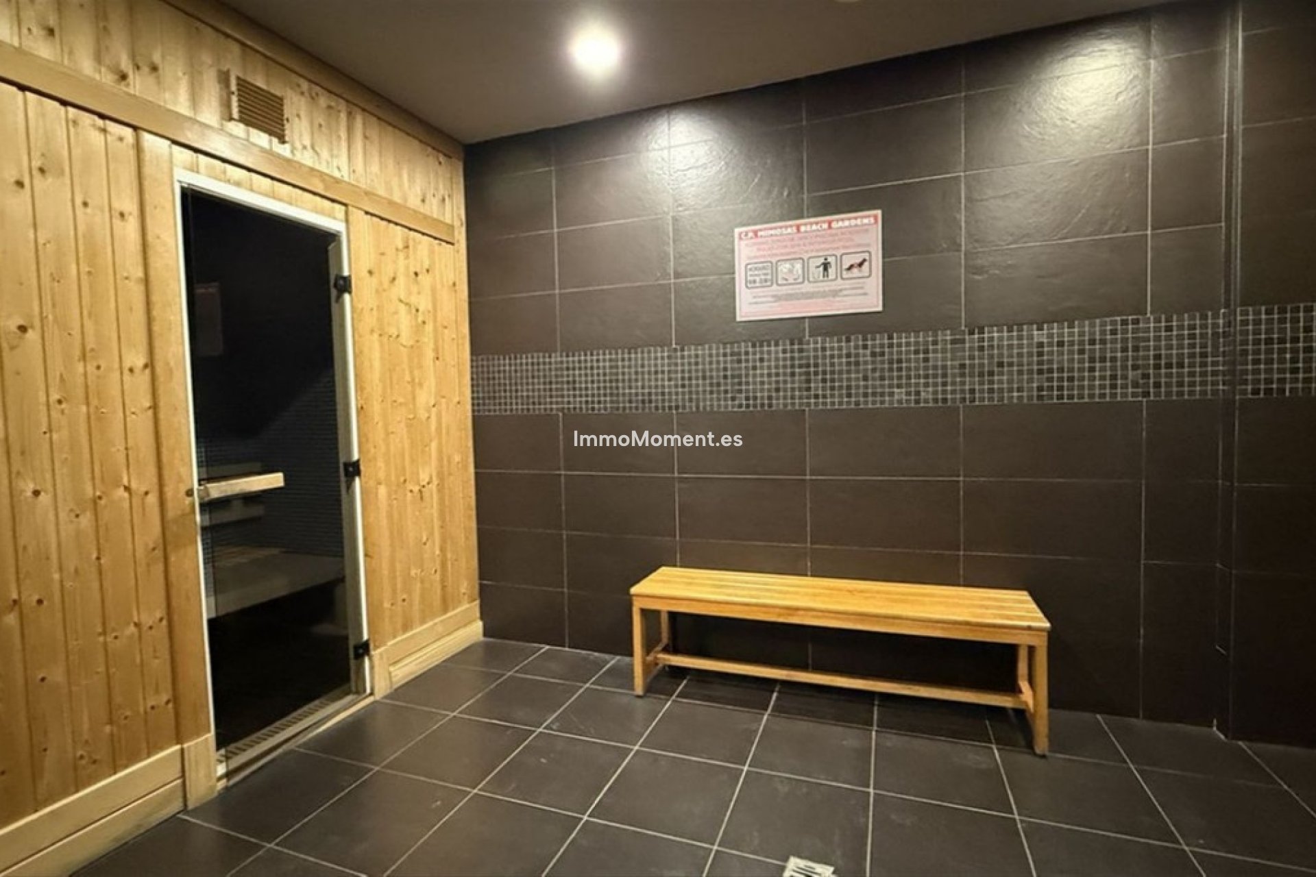 Resale - Apartment - Marbella - Puerto Banús