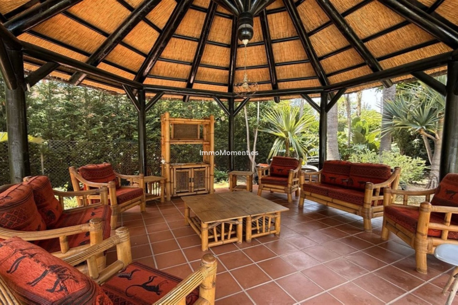 Resale - Apartment - Marbella - Puerto Banús