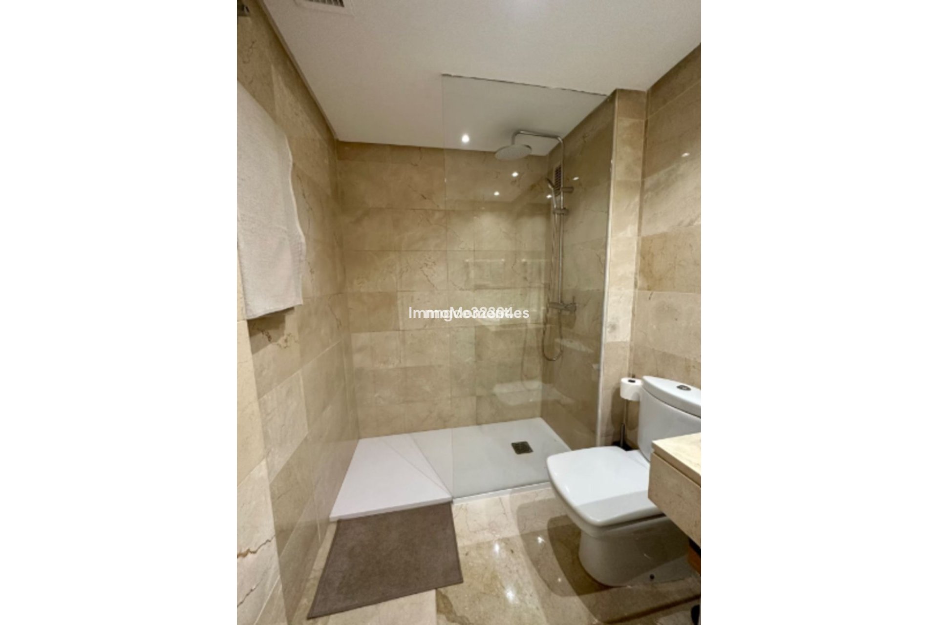 Resale - Apartment - Marbella - Puerto Banús