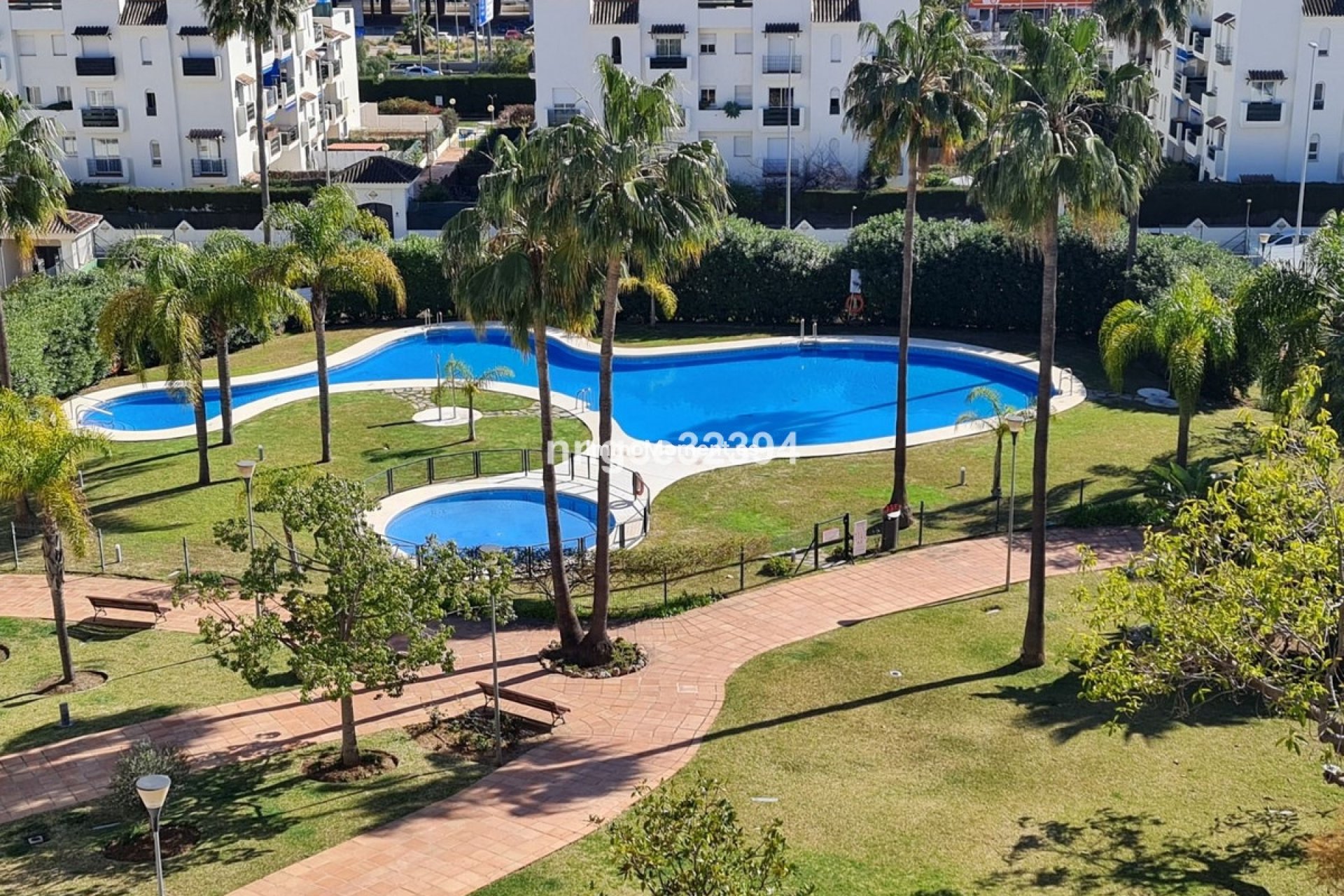Resale - Apartment - Marbella - Puerto Banús