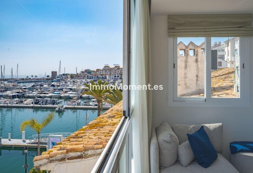 Resale - Apartment - Marbella - Puerto Banús