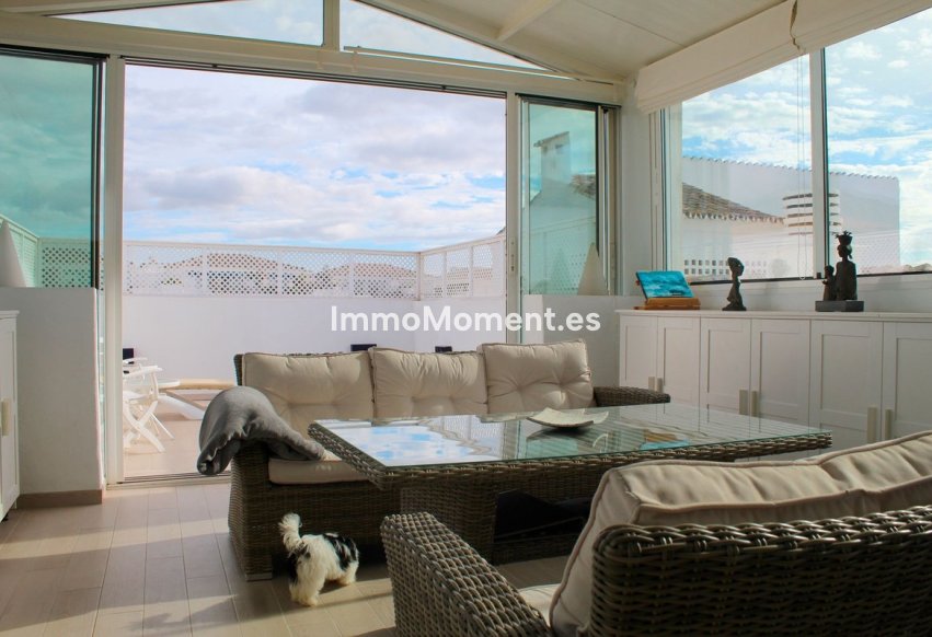 Resale - Apartment - Marbella - Puerto Banús