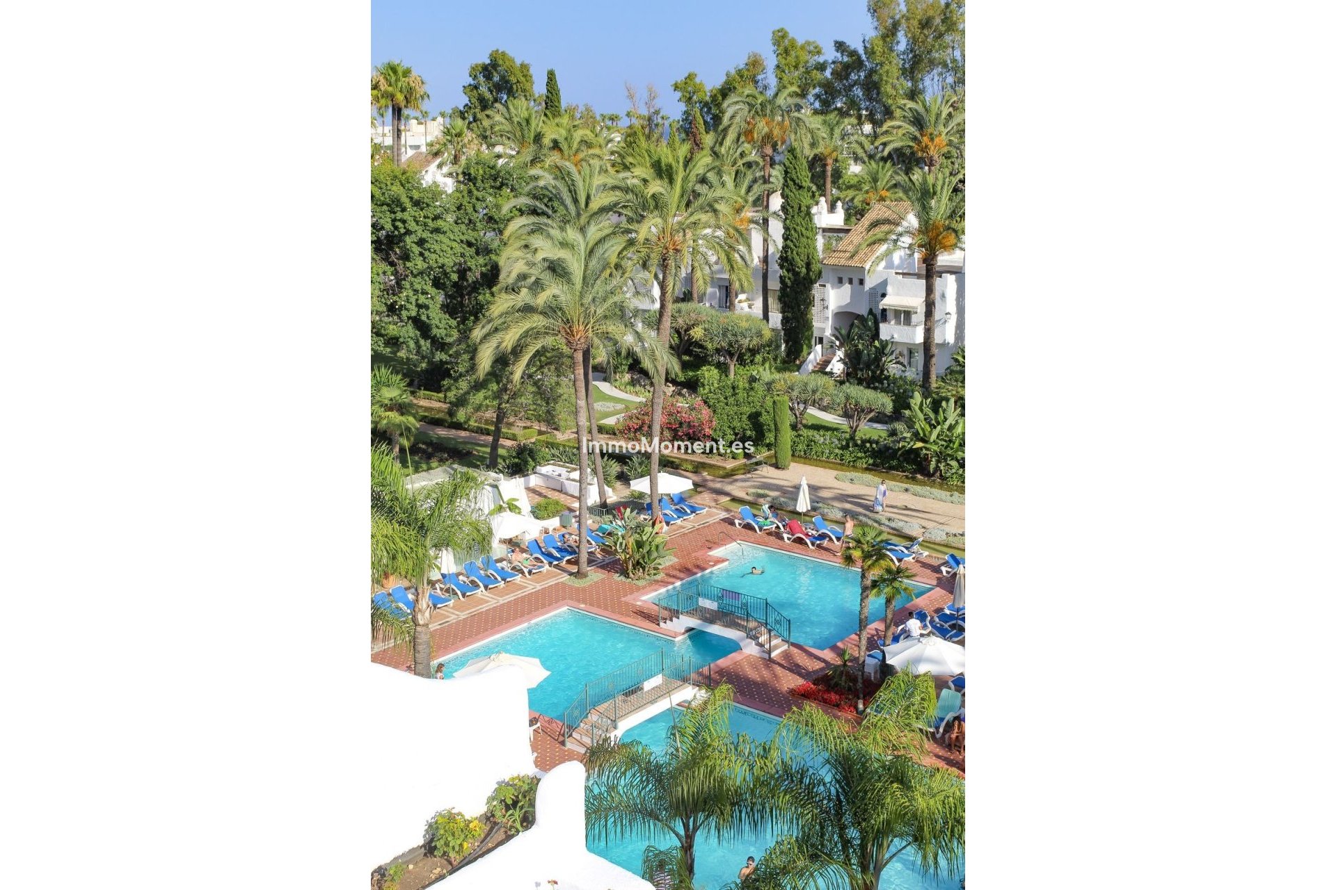Resale - Apartment - Marbella - Puerto Banús