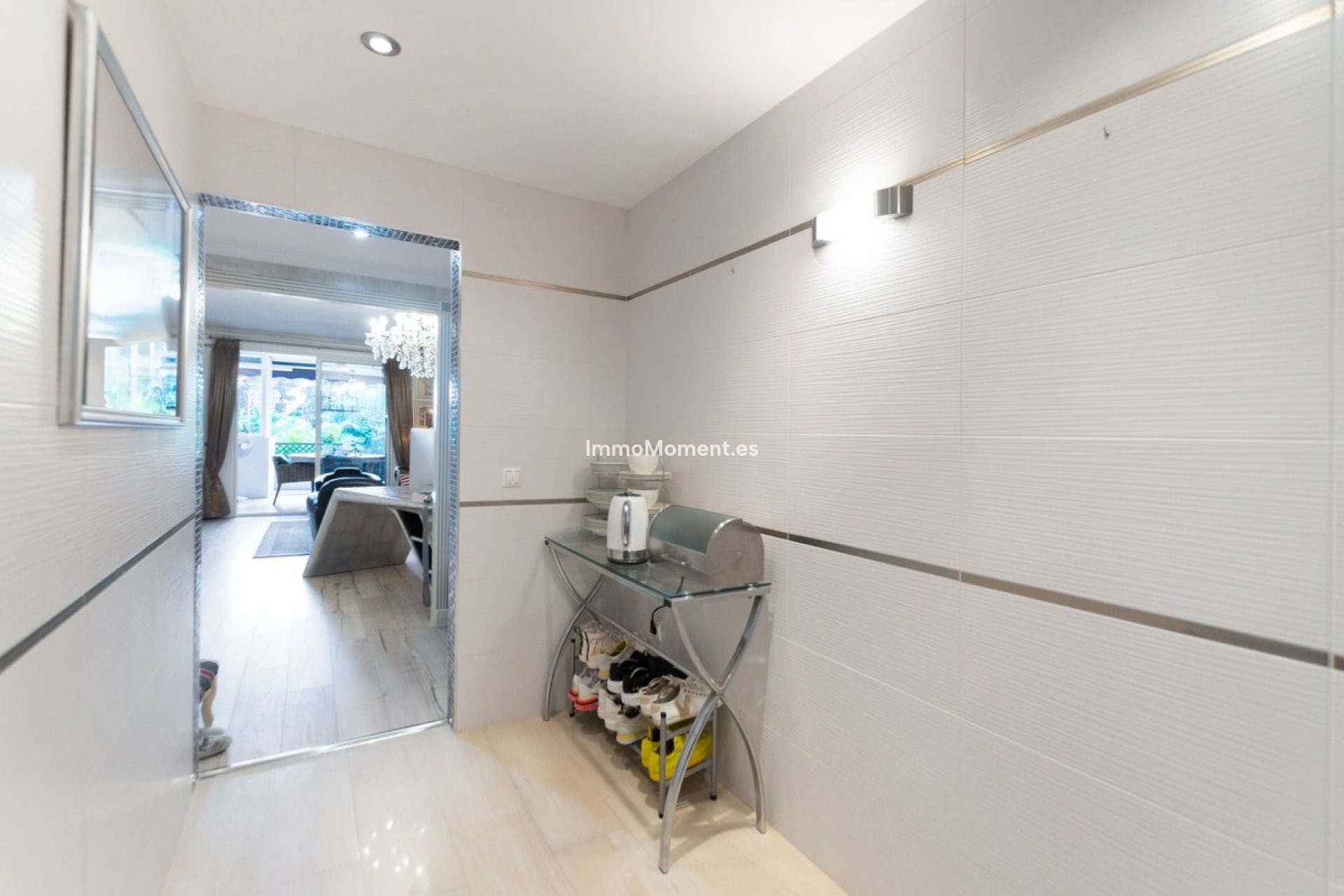 Resale - Apartment - Marbella - Puerto Banús