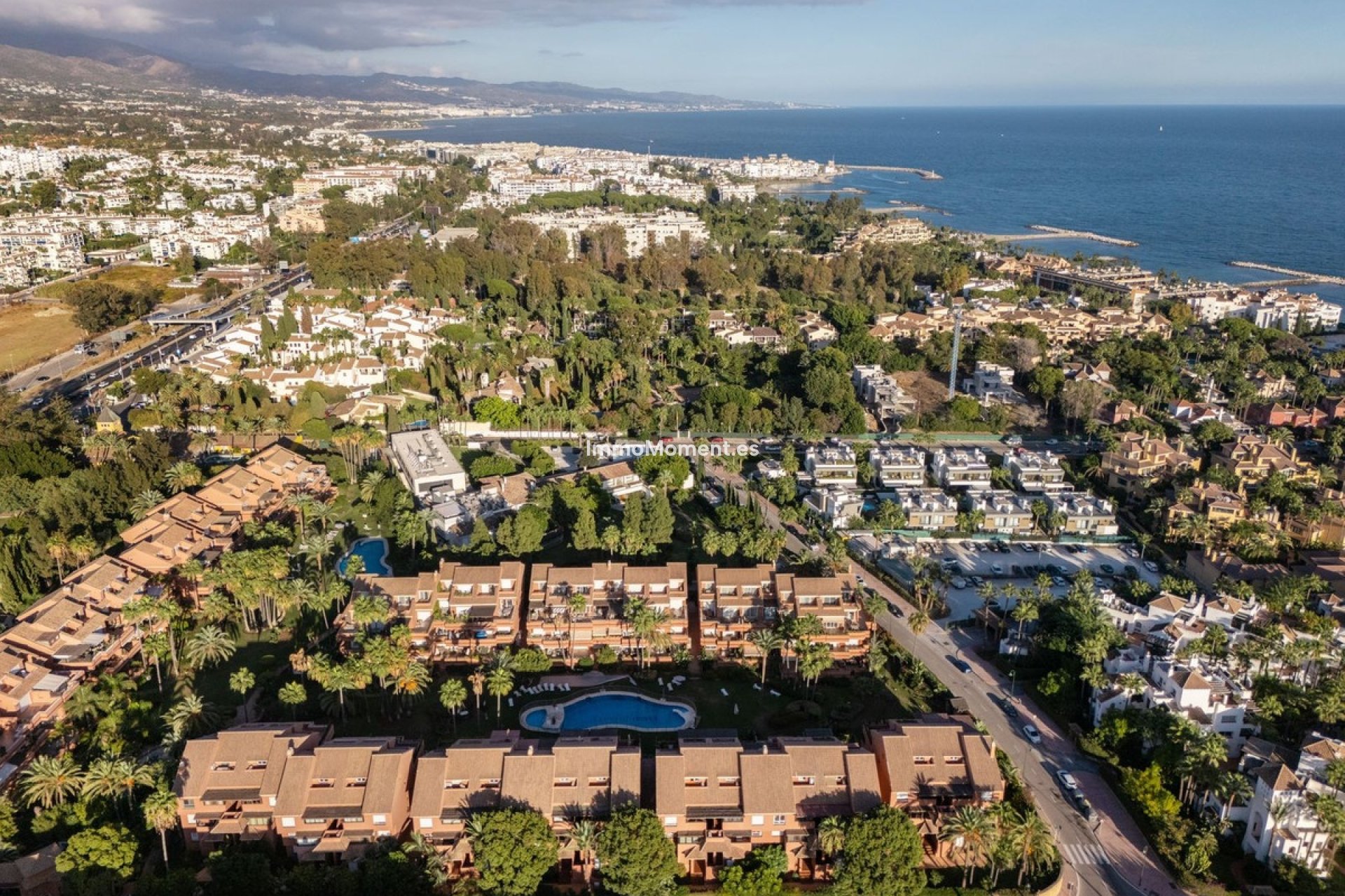 Resale - Apartment - Marbella - Puerto Banús