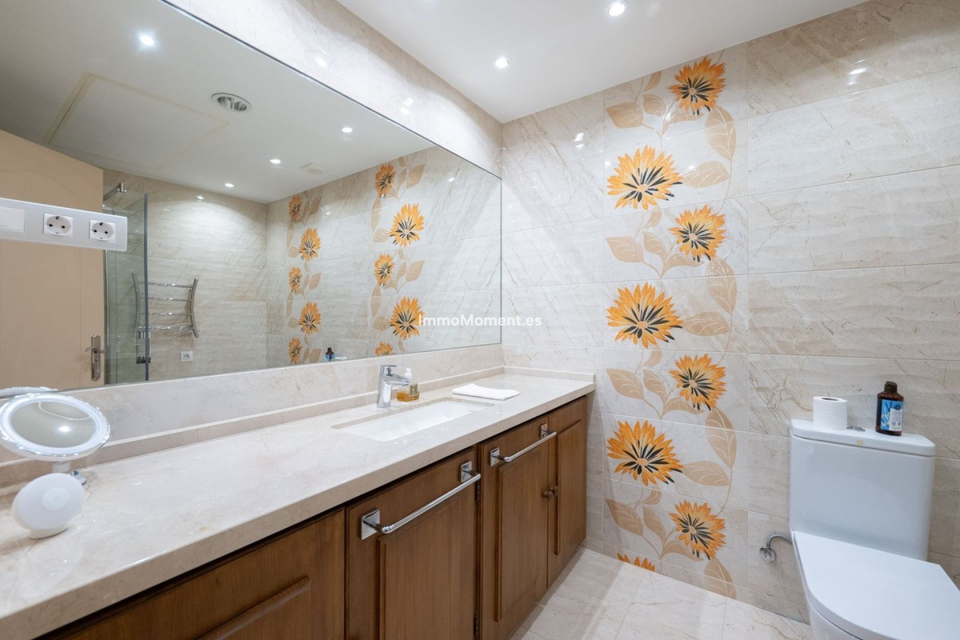 Resale - Apartment - Marbella - Puerto Banús