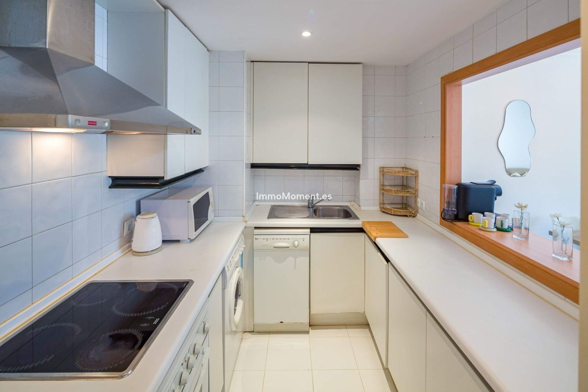 Resale - Apartment - Marbella - Puerto Banús