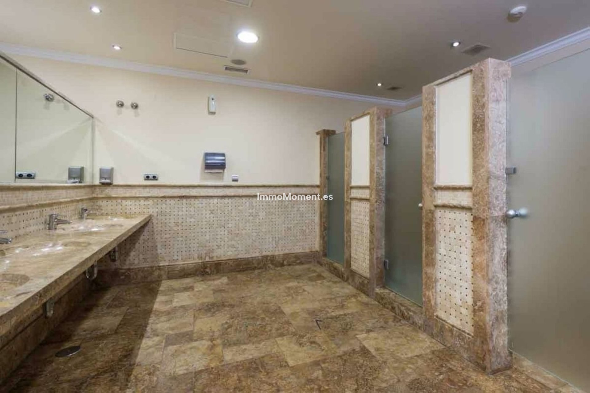 Resale - Apartment - Marbella - Puerto Banús