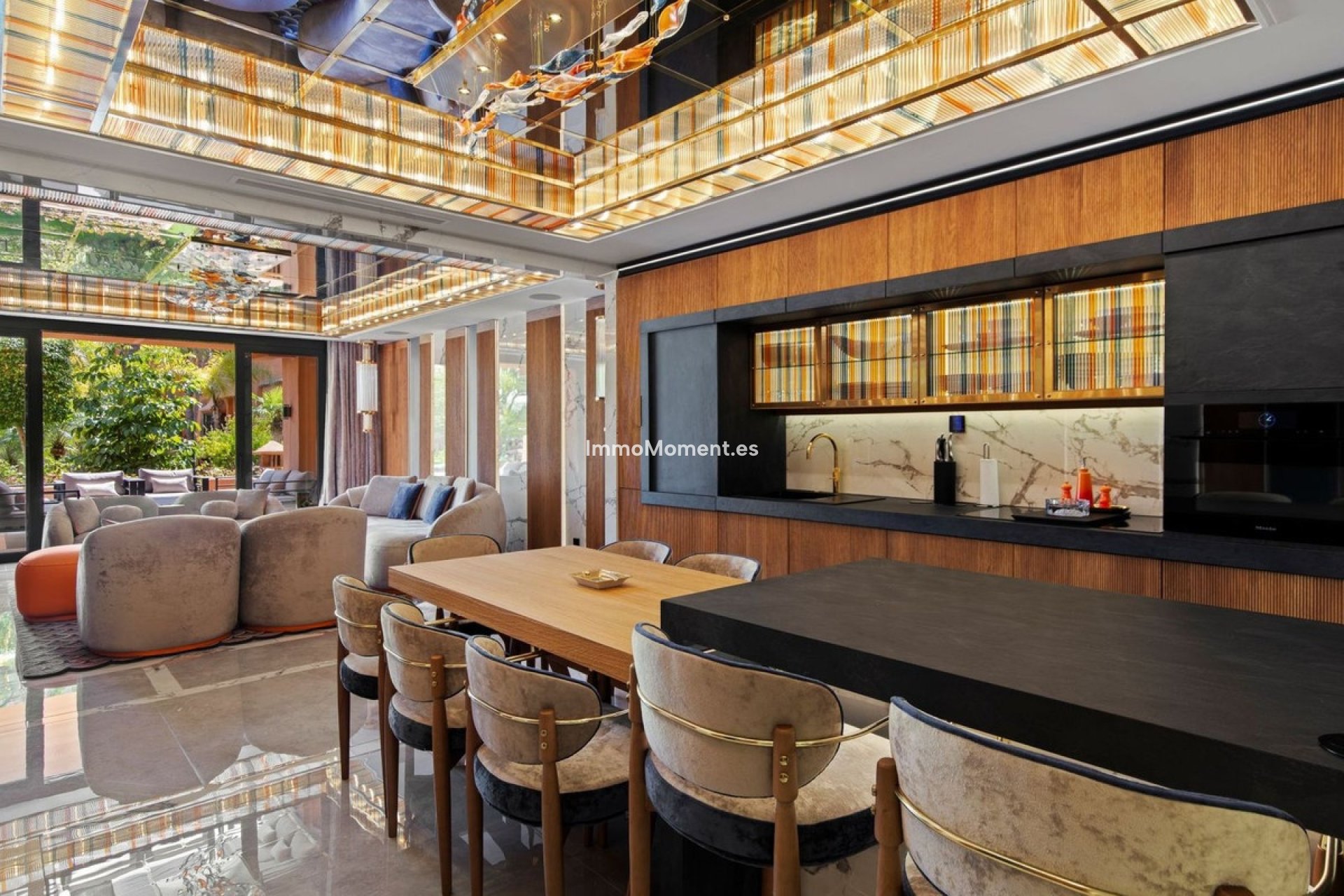 Resale - Apartment - Marbella - Puerto Banús