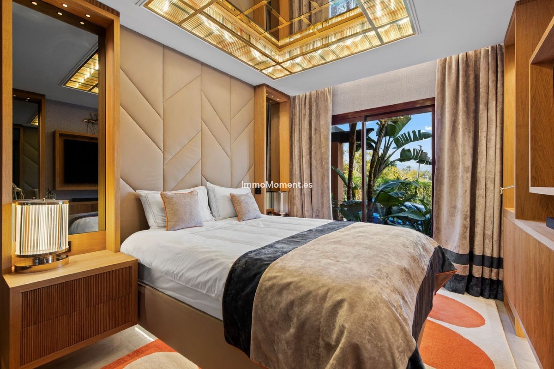 Resale - Apartment - Marbella - Puerto Banús