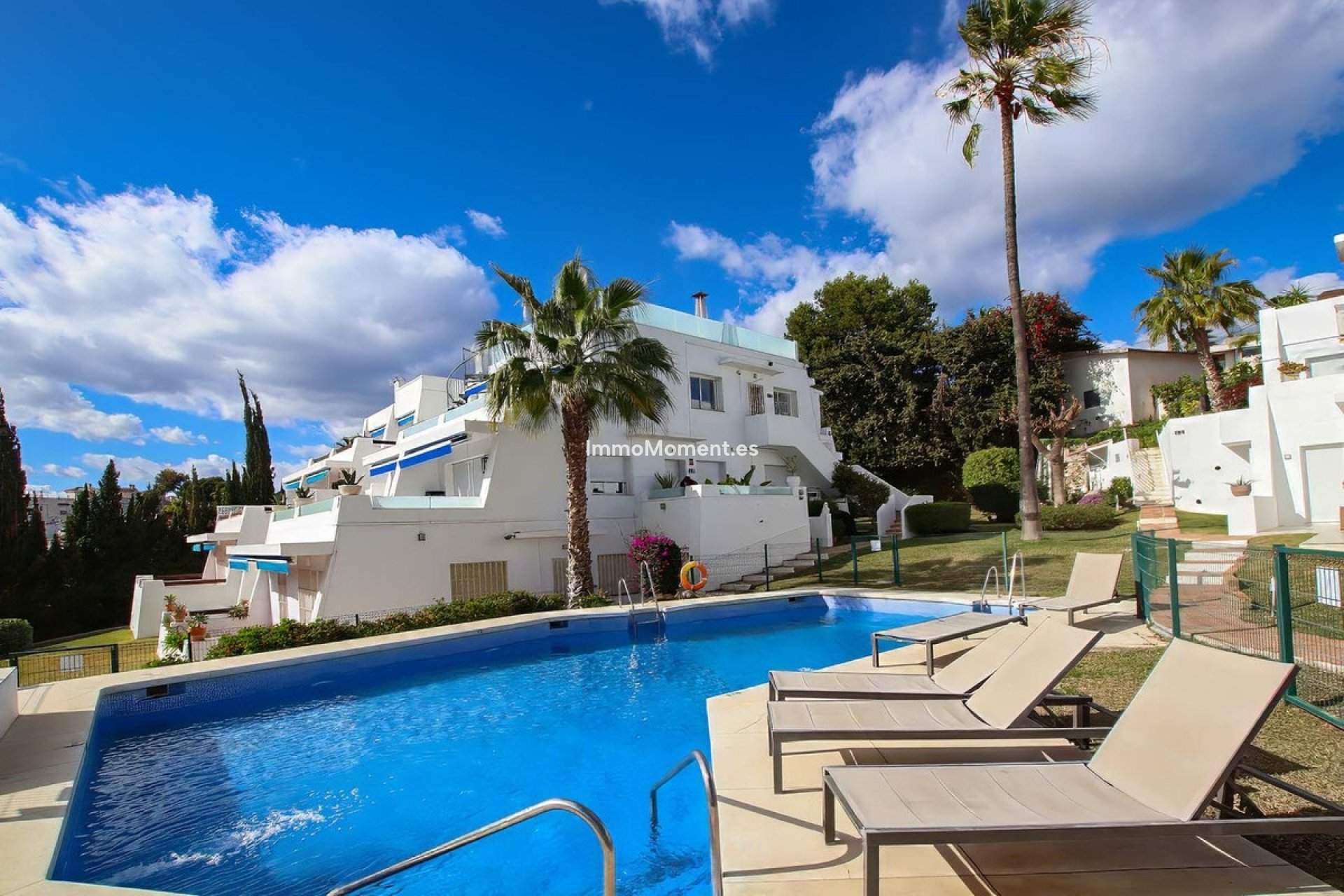Resale - Apartment - Marbella - Puerto Banús