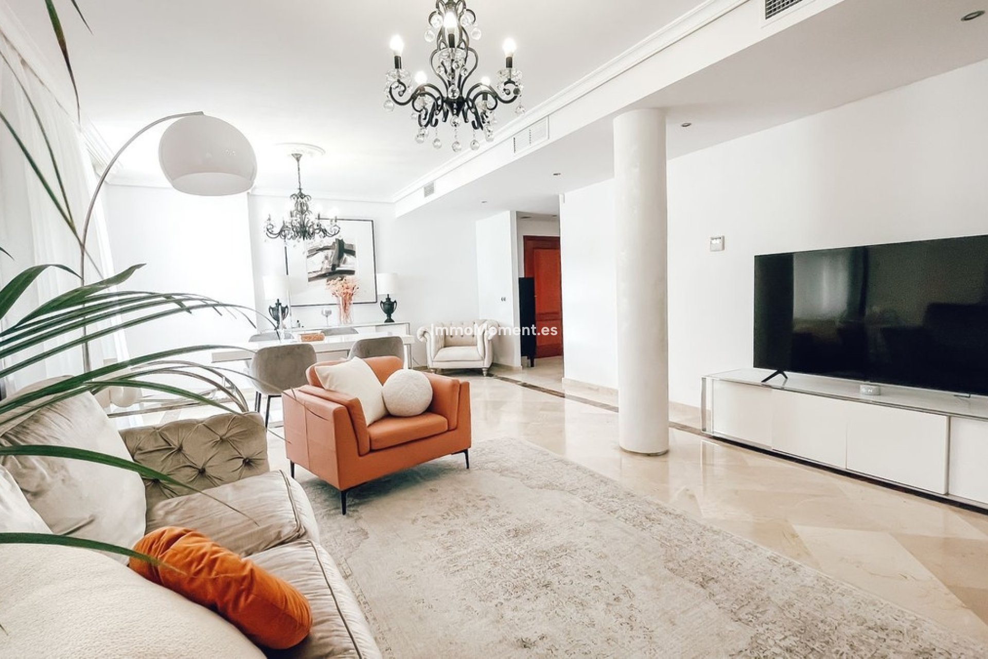 Resale - Apartment - Marbella - Puerto Banús