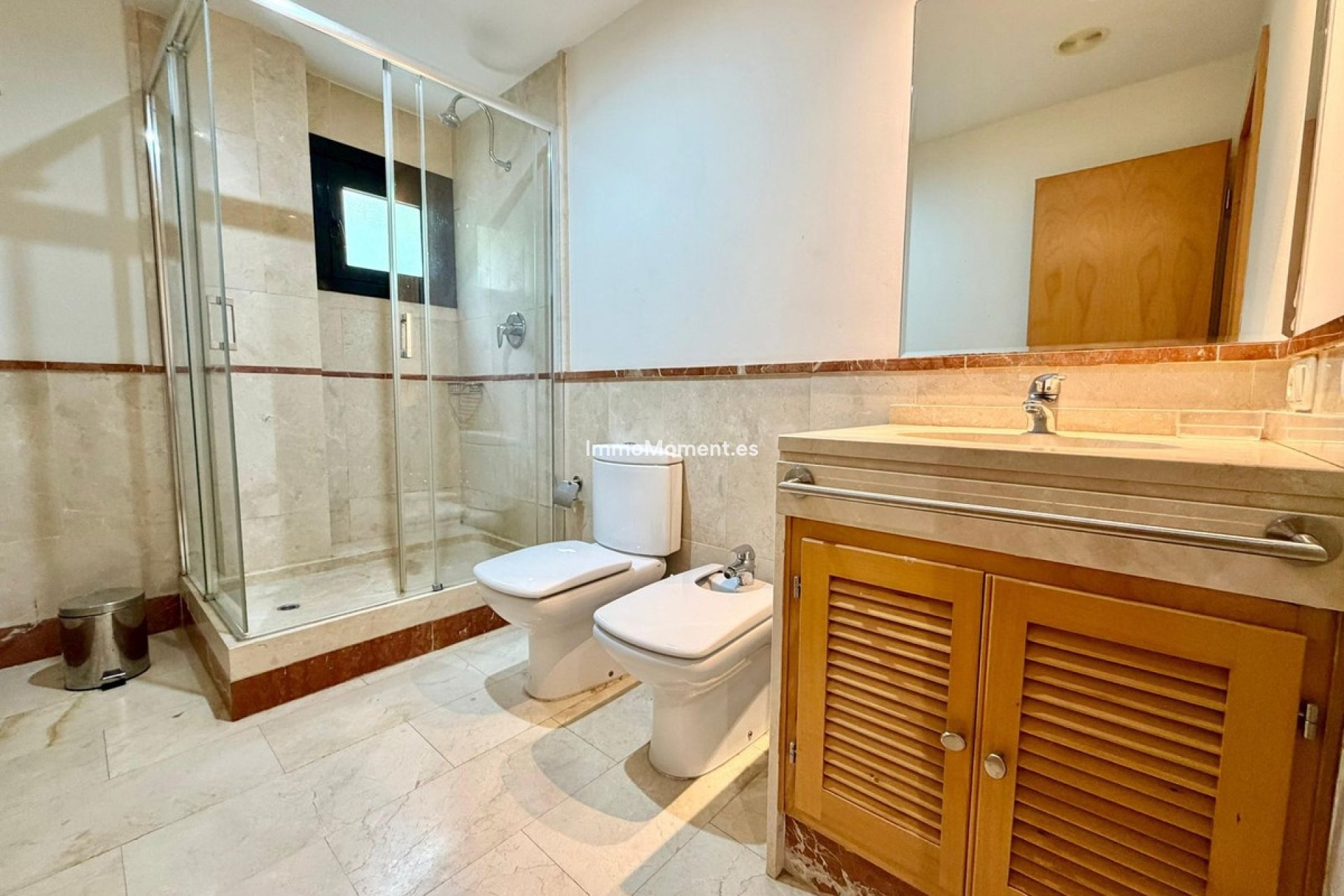 Resale - Apartment - Marbella - Puerto Banús