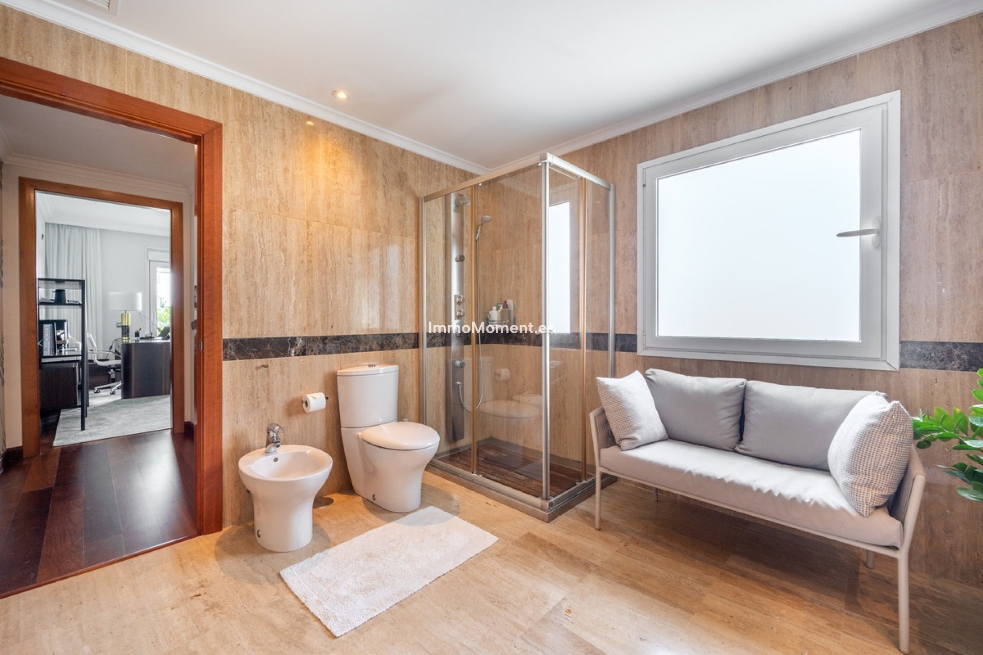 Resale - Apartment - Marbella - Puerto Banús