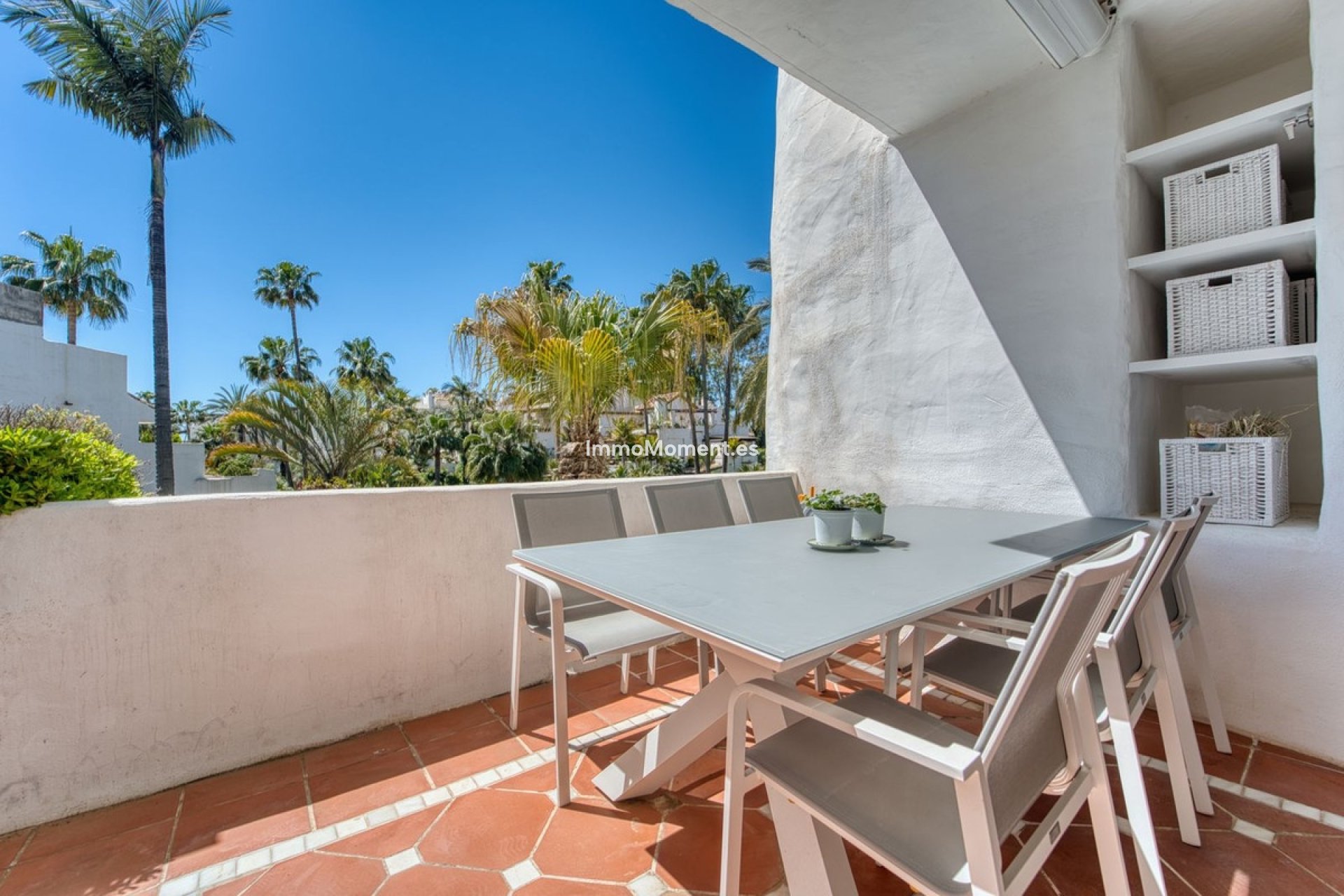 Resale - Apartment - Marbella - Puerto Banús