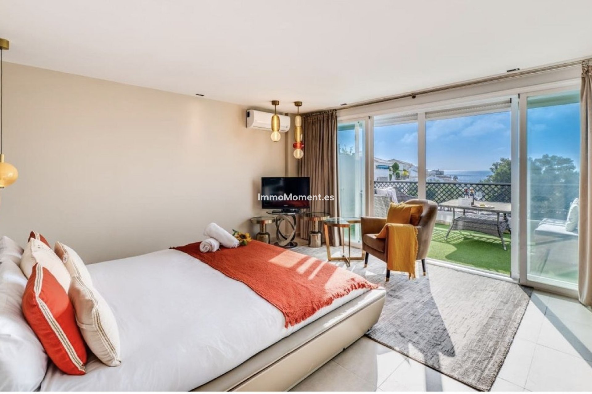 Resale - Apartment - Marbella - Puerto Banús