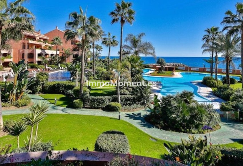 Resale - Apartment - Marbella - Puerto Banús